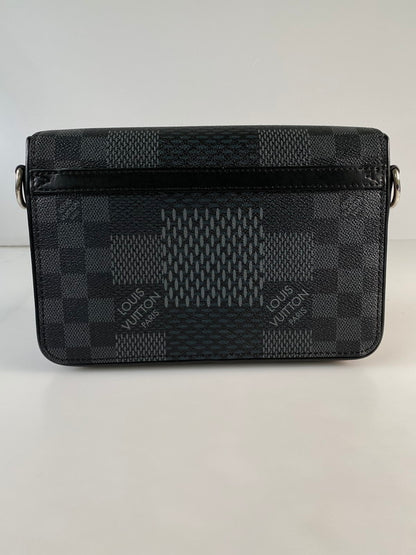 【中古品】【メンズ/レディース】 LOUIS VUITTON ルイ・ヴィトン N5001 ダミエ グラフィット・ステュディオ メッセンジャー ショルダーバッグ 179-241125-me-23-min カラー：ブラック 万代Net店