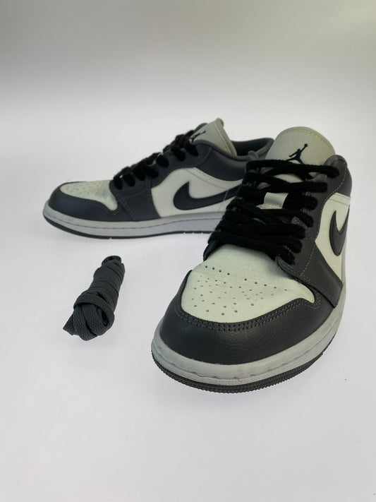 【中古品】【レディース】 NIKE ナイキ WOMEN'S AIR JORDAN 1 LOW DC0774-102 ウィメンズ エア ジョーダン 1 ロー スニーカー 靴 160-241130-yn-08-min サイズ：24.0cm US7 カラー：グレー/ホワイト 万代Net店