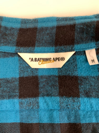 【中古品】【メンズ】 A BATHING APE アベイシングエイプ WOOL FLANNEL CHECK SHIRT ウール フランネル チェック シャツ 長袖シャツ トップス 142-241217-yn-04-min サイズ：M カラー：ブルー系 万代Net店