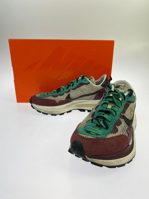 【中古品】【メンズ】 NIKE ナイキ VAPOR WAFFLE / SACAI DD3035-200 ベイパーワッフル サカイ スニーカー 靴 160-241216-yn-08-min サイズ：28.5cm US10.5 カラー：STRING/BLACK-VILLAIN RED 万代Net店