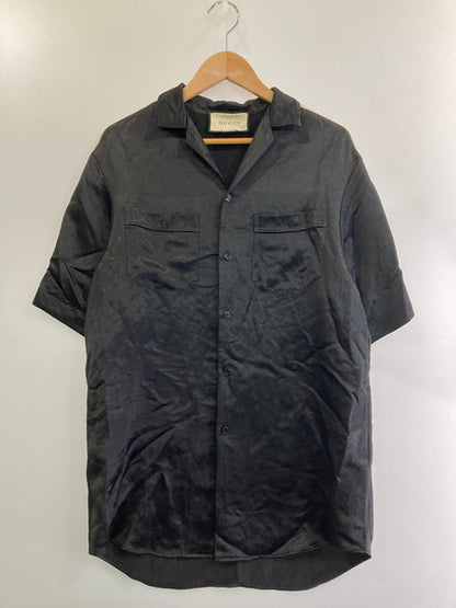 【中古品】【メンズ】  GUCCI グッチ TAPED LOGO SILK VACATION SHIRT 619025 タップロゴ シルク バケーション シャツ メンズトップス 半袖シャツ 141-241216-em-02-min サイズ：42 カラー：ブラック 万代Net店