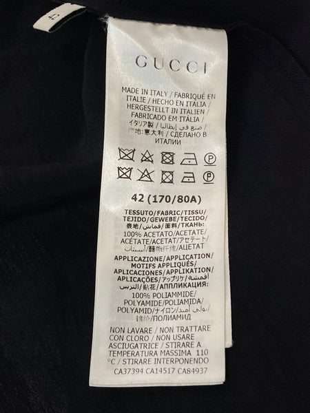 【中古品】【メンズ】  GUCCI グッチ TAPED LOGO SILK VACATION SHIRT 619025 タップロゴ シルク バケーション シャツ メンズトップス 半袖シャツ 141-241216-em-02-min サイズ：42 カラー：ブラック 万代Net店