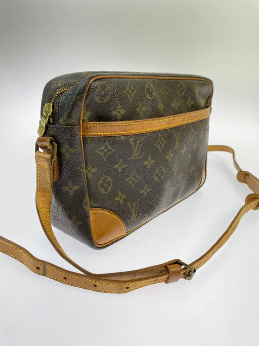 【中古品】【メンズ/レディース】 LOUIS VUITTON ルイ・ヴィトン Ｍ51272 SHOULDER BAG モノグラム・トロカデロ30 ショルダーバッグ カバン 鞄 179-241222-AB-14-min カラー：ブラウン系 万代Net店