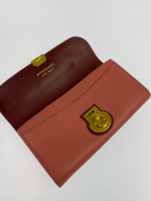 【LIFTる。景品】【中古】【レディース】 BURBERRY バーバリー HALTON LEATHER LONG WALLET 長財布 181-241222-ks-11-min カラー：ピンク 万代Net店
