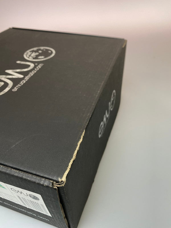 【中古品】【レディース】 EMU エミュ U10002 STINGER LO CHARCOAL スティンガー ブーツ 靴 167-241220-me-34-min サイズ：23.0cm カラー：チャコール 万代Net店