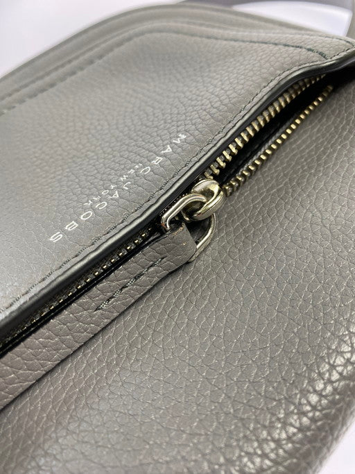 【中古品】【レディース】 MARC JACOBS マークジェイコブス EMPIRE CITY SHOLDER BAG ショルダーバッグ カバン 鞄 188-241222-AB-13-min カラー：グレー系 万代Net店