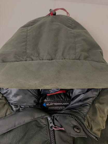 【中古品】【メンズ】 KLATTERMUSEN クレッタルムーセン MUNIN DOWN JACKET アウター ダウンジャケット 144-241224-AS-27-min サイズ：S カラー：グレー系 万代Net店