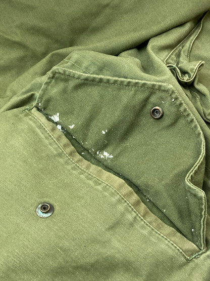 【現状渡し品】【メンズ】 US.ARMY ユーエスアーミー 8405-782-2945 M-65 FIELD JACKET アウター 146-250108-AS-29-min サイズ：XL カラー：カーキ 万代Net店