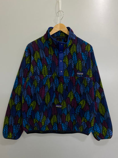 【中古品】【メンズ】 patagonia パタゴニア リーフ柄 シンチラスナップT 144-250110-em-07-min サイズ：S カラー：総柄 青 万代Net店