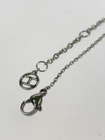 【中古品】【メンズ/レディース】 TOMMY HILFIGER トミーヒルフィガー TH CUFF NECKLACE モノグラム カフ ネックレス ジュエリー 193-250114-em-19-min カラー：シルバー 万代Net店