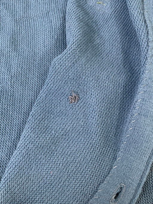 【現状渡し品】【メンズ】 IZOD LACOSTE アイゾッド ラコステ ACRYLIC CARDIGAN アクリル カーディガン 146-250113-me-08-min サイズ：L カラー：ブルー 万代Net店