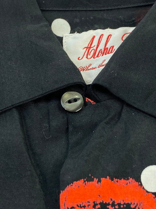 【中古品】【メンズ】 ALOHA BLOSSOM アロハブロッサム KISS S S SHIRT 半袖シャツ 145-250125-AS-11-min サイズ：38 カラー：ブラック/ホワイト/レッド 万代Net店