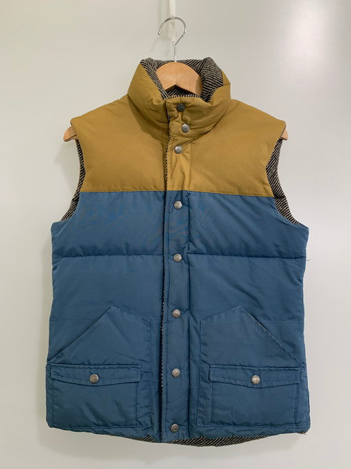 【中古品】【メンズ】 SIERRA DESIGNS シェラデザイン × WASTE TWICE 8480 REVERSIBLE DOWN VEST リバーシブル ダウンベスト 144-250119-AB-12-min サイズ：JPN S カラー：カーキ/ブルー&ブラック/グレー系 万代Net店