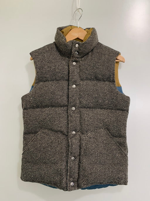 【中古品】【メンズ】 SIERRA DESIGNS シェラデザイン × WASTE TWICE 8480 REVERSIBLE DOWN VEST リバーシブル ダウンベスト 144-250119-AB-12-min サイズ：JPN S カラー：カーキ/ブルー&ブラック/グレー系 万代Net店