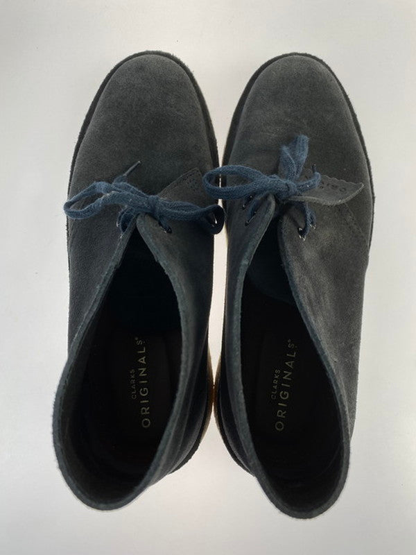 【中古美品】【メンズ】 Clarks クラークス DESERT BOOT INK SUEDE デザート ブーツ スウェード 靴 メンズ 165-250119-em-32-min カラー：ネイビー 万代Net店