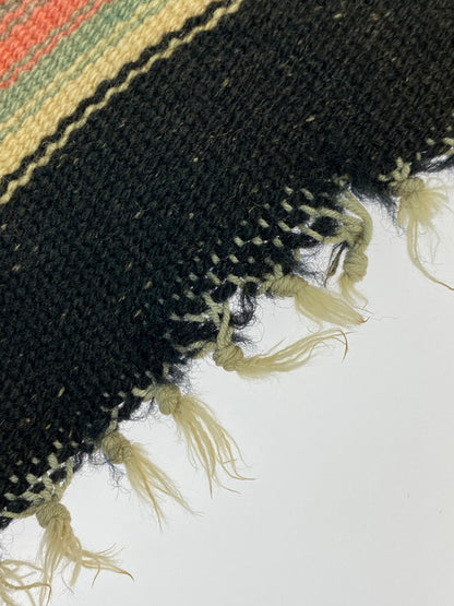 【中古品】【メンズ】 ANTIQUE CHIMAYO RUG SMALL アンティーク チマヨ ラグ スモール ネイティブ マット インテリア 雑貨 208-250130-em-12-min カラー：ブラック 万代Net店