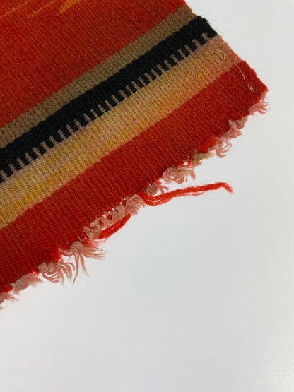 【中古品】【メンズ/レディース】 ANTIQUE CHIMAYO SWASTIKA RUG VINTAGE 20-40S アンティーク チマヨ スワスティカ ラグ かぎ十字 マット 20～40年代 208-250130-em-13-min カラー：レッド 万代Net店