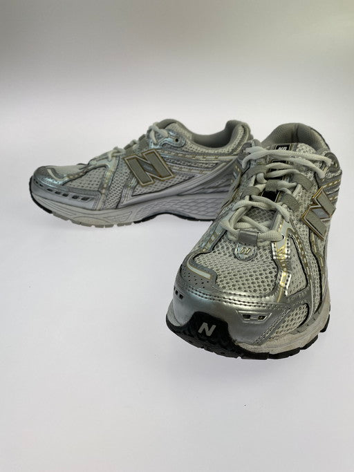 【中古品】【メンズ】 NEW BALANCE ニューバランス M1906RI スニーカー シューズ 靴 162-250123-me-11-min サイズ：27.0cm US9 カラー：ホワイト/シルバー 万代Net店