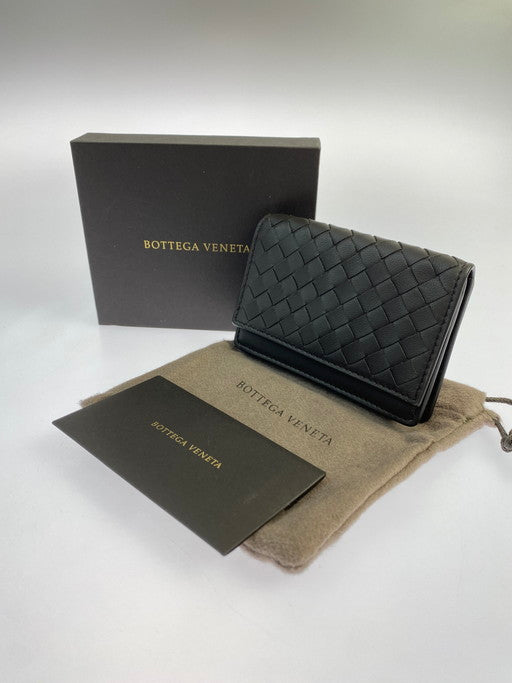 【中古美品】【メンズ】 BOTTEGAVENETA ボッテガヴェネタ イントレチャートカードケース 名刺入れ 二つ折り  181-250130-em-01-min カラー：ダークブラウン 万代Net店