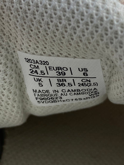 【中古品】【メンズ/レディース】 asics アシックス 1203A320 GT-2160 靴 シューズ スニーカー 162-250129-AS-46-min サイズ：24.5cm カラー：ベージュ系 万代Net店