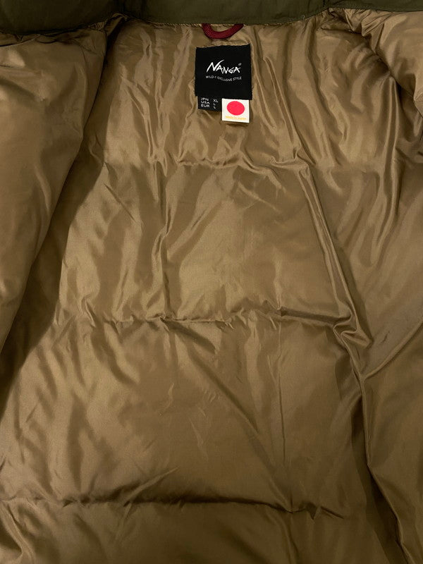 【中古品】【メンズ】  NANGA ナンガ × WILD-1 ワイルドワン CLASSIC DOWN JACKET クラシック ダウンジャケット 144-250126-ks-18-min サイズ：XL カラー：オリーブ 万代Net店