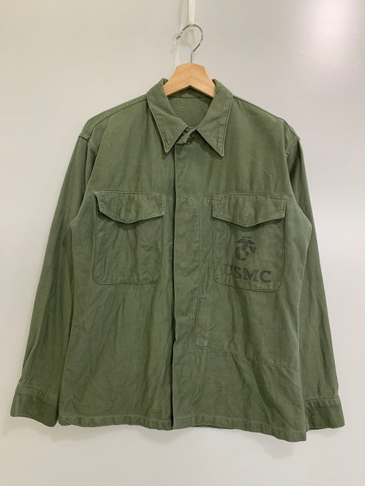 【現状渡し品】【メンズ】  USMC アメリカ海兵隊 UTILITY SHIRT ユーティリティーシャツ トップス 146-250130-me-23-min カラー：カーキ 万代Net店