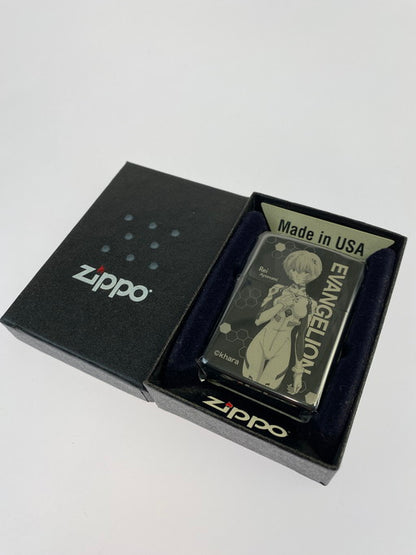 【中古美品】【メンズ/レディース】  ZIPPO ジッポ エヴァンゲリオン 新劇場版 綾波レイ ライター 喫煙具 206-250204-jt-24-min カラー：ブラックチタン 万代Net店