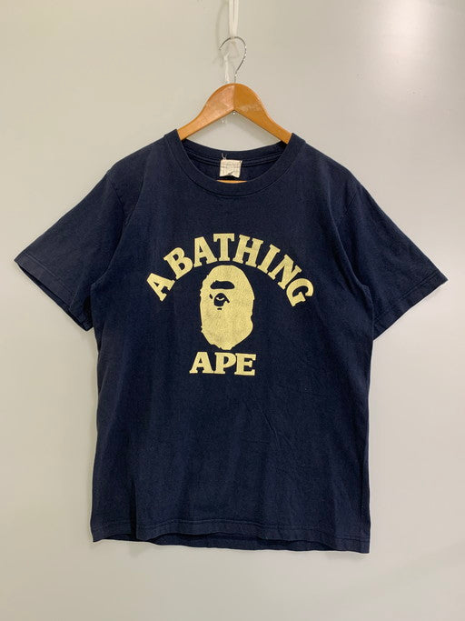 【中古品】【メンズ】 A BATHING APE アベイシングエイプ 90S 初期タグ ARCH LOGO SS TEE ロゴ 半袖 Tシャツ トップス 142-250130-me-26-min サイズ：L カラー：ネイビー 万代Net店