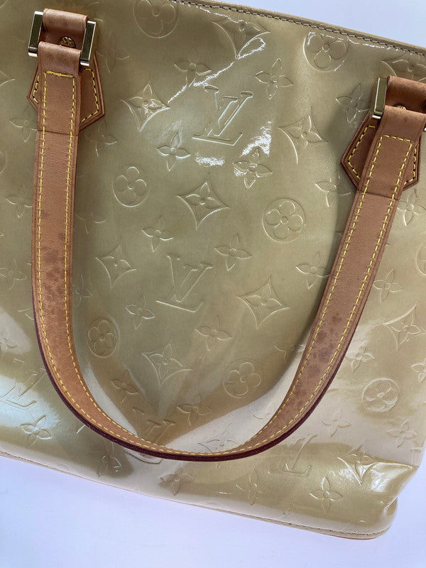 【中古品】【レディース】 LOUIS VUITTON ルイ・ヴィトン ヴェルニ ヒューストン  M91004 LM0032 ハンドバッグ カバン 179-250213-jt-13-min カラー：ベージュ系 万代Net店