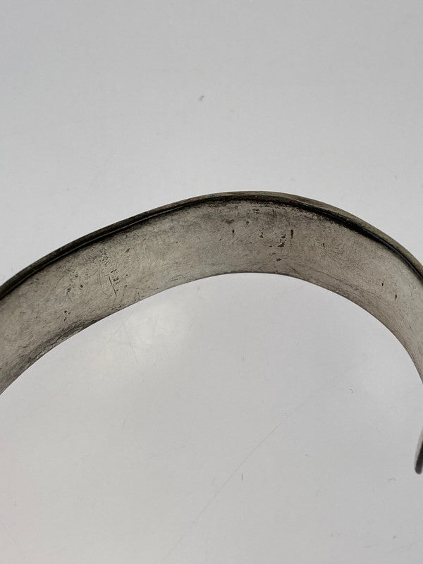 【中古品】【メンズ/レディース】  NAVAJO ナバホ STAMPED INGOT SILVER CUFF BRACELET C.1890～ スタンプド インゴット シルバー カフ ブレスレット インディアンジュエリー 191-250213-jt-04-min カラー：シルバー 万代Net店