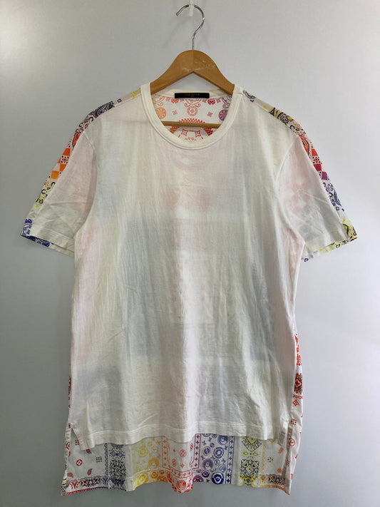 【中古品】【メンズ】 LOUIS VUITTON ルイ・ヴィトン × FRAGMENT DESIGN フラグメントデザイン BANDANA MULTI COLOR S S TEE バンダナ マルチカラー Tシャツ 春夏  141-250205-em-16-min サイズ：L カラー：ホワイト 万代Net店