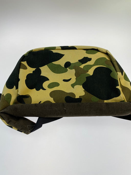 【現状渡し品】【メンズ】 A BATHING APE アベイシングエイプ 1860-482-177 MESSENGER BAG メッセンジャーバッグ 188-250220-me-06-min カラー：カモ柄 万代Net店