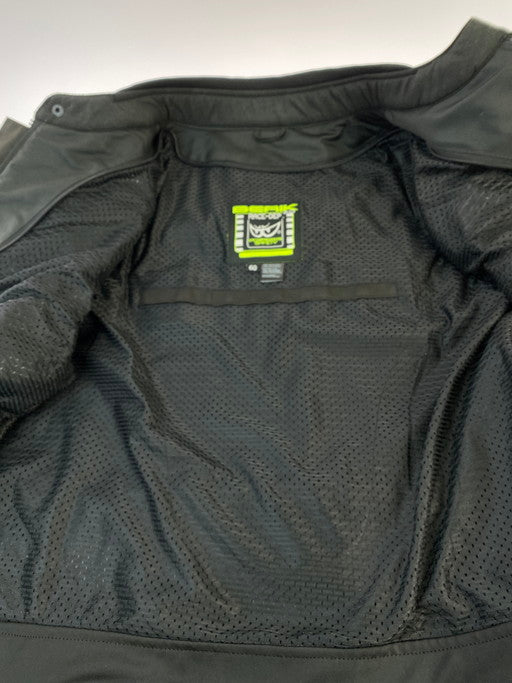 【中古品】【メンズ】  BERIK RACE BIKE JACKET べリックレース バイク ジャケット アウター レーシングジャケット 145-250218-jt-06-min サイズ：60 カラー：ブラック 万代Net店