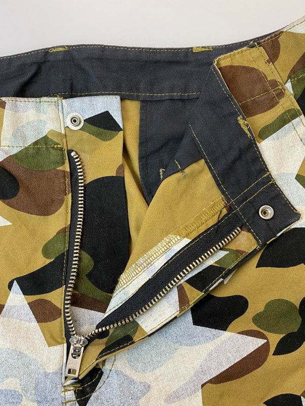 【中古品】【メンズ】  A BATHING APE ア・ベイシング・エイプ STAR CAMO SHORTS カモショーツ 153-250215-ks-65-min サイズ：L カラー：カモ柄 万代Net店