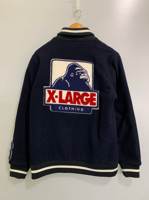 【中古品】【メンズ】 XLARGE エクストララージ STADIUM JACKET 0194505 スタジアムジャケット スタジャン アウター 142-250218-yn-31-min サイズ：M カラー：ネイビー 万代Net店