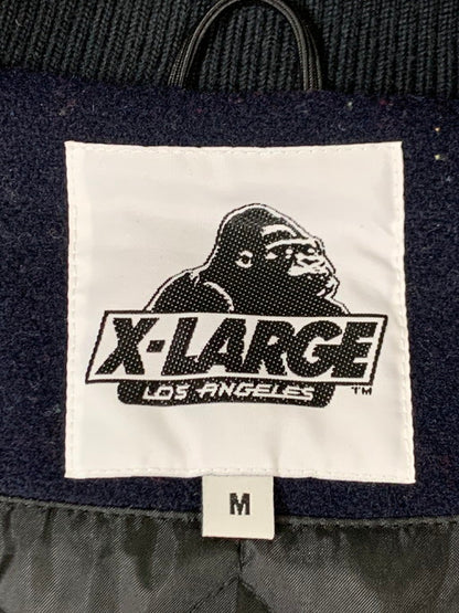 【中古品】【メンズ】 XLARGE エクストララージ STADIUM JACKET 0194505 スタジアムジャケット スタジャン アウター 142-250218-yn-31-min サイズ：M カラー：ネイビー 万代Net店