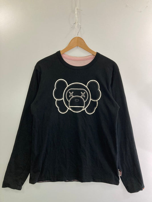 【中古品】【メンズ】 A BATHING APE アベイシングエイプ BABY MILO × KAWS L/S TEE ベビーマイロ カウズ リバーシブル ロングスリーブ Tシャツ 長袖Tシャツ トップス 142-250218-yn-13-min サイズ：M カラー：ブラック/ピンク 万代Net店