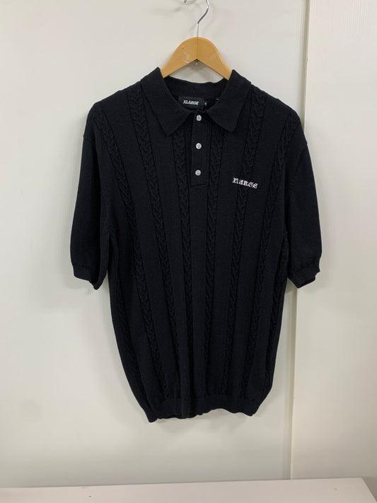 【中古品】【メンズ】 XLARGE エクストララージ 101242013010 EMBROIDERED LOGO KNIT POLO SHIRT ニット ポロシャツ 142-250303-AS-36-min サイズ：M カラー：ブラック 万代Net店