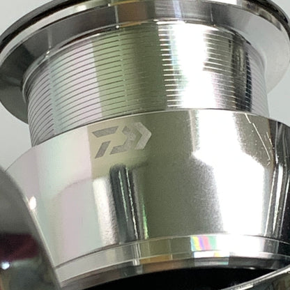 【中古品】 22イグジスト PC LT3000-XH パワーカスタム スピニングリール 釣り 釣り具等 134-260204-em-05-min 万代Net店