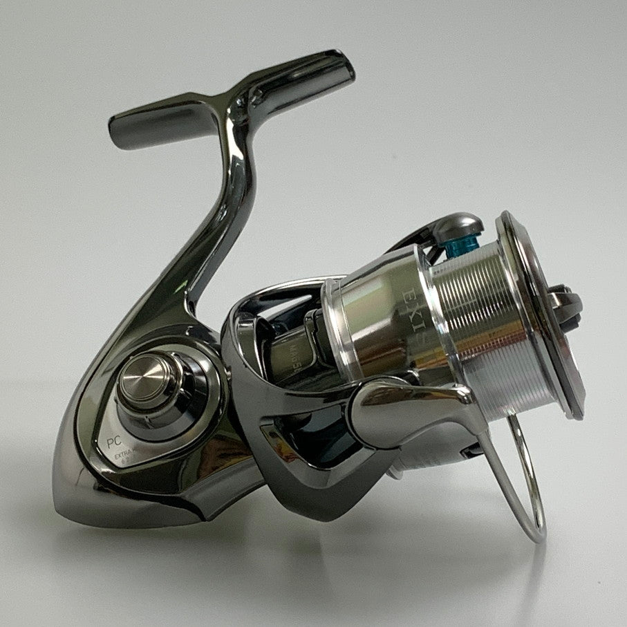 【中古品】 22イグジスト PC LT3000-XH パワーカスタム スピニングリール 釣り 釣り具等 134-260204-em-05-min 万代Net店