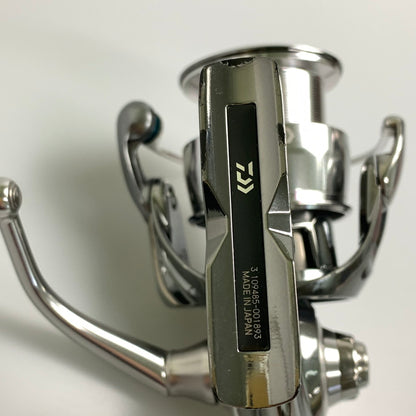 【中古品】 22イグジスト PC LT3000-XH パワーカスタム スピニングリール 釣り 釣り具等 134-260204-em-05-min 万代Net店