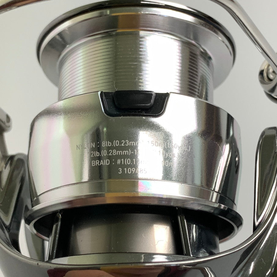 【中古品】 22イグジスト PC LT3000-XH パワーカスタム スピニングリール 釣り 釣り具等 134-260204-em-05-min 万代Net店