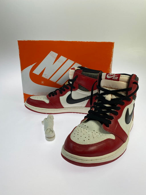 【中古品】【メンズ】 NIKE ナイキ DZ5485-612 AIR JORDAN 1 HIGH OG LOST＆FOUND CHICAGO エアジョーダン 1 レトロ ハイ スニーカー シューズ 靴 160-250307-me-10-min サイズ：30.0cm US12 カラー：VARSITY RED/BLACK-SAIL-MUSLIN 万代Net店