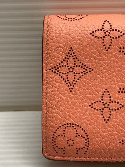 【中古品】【レディース】 LOUIS VUITTON ルイ・ヴィトン M81419 マヒナ ポルトフォイユ クレア 二つ折り 財布 179-250623-cn-3-min カラー：ピンク系 万代Net店