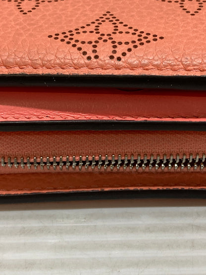 【中古品】【レディース】 LOUIS VUITTON ルイ・ヴィトン M81419 マヒナ ポルトフォイユ クレア 二つ折り 財布 179-250623-cn-3-min カラー：ピンク系 万代Net店