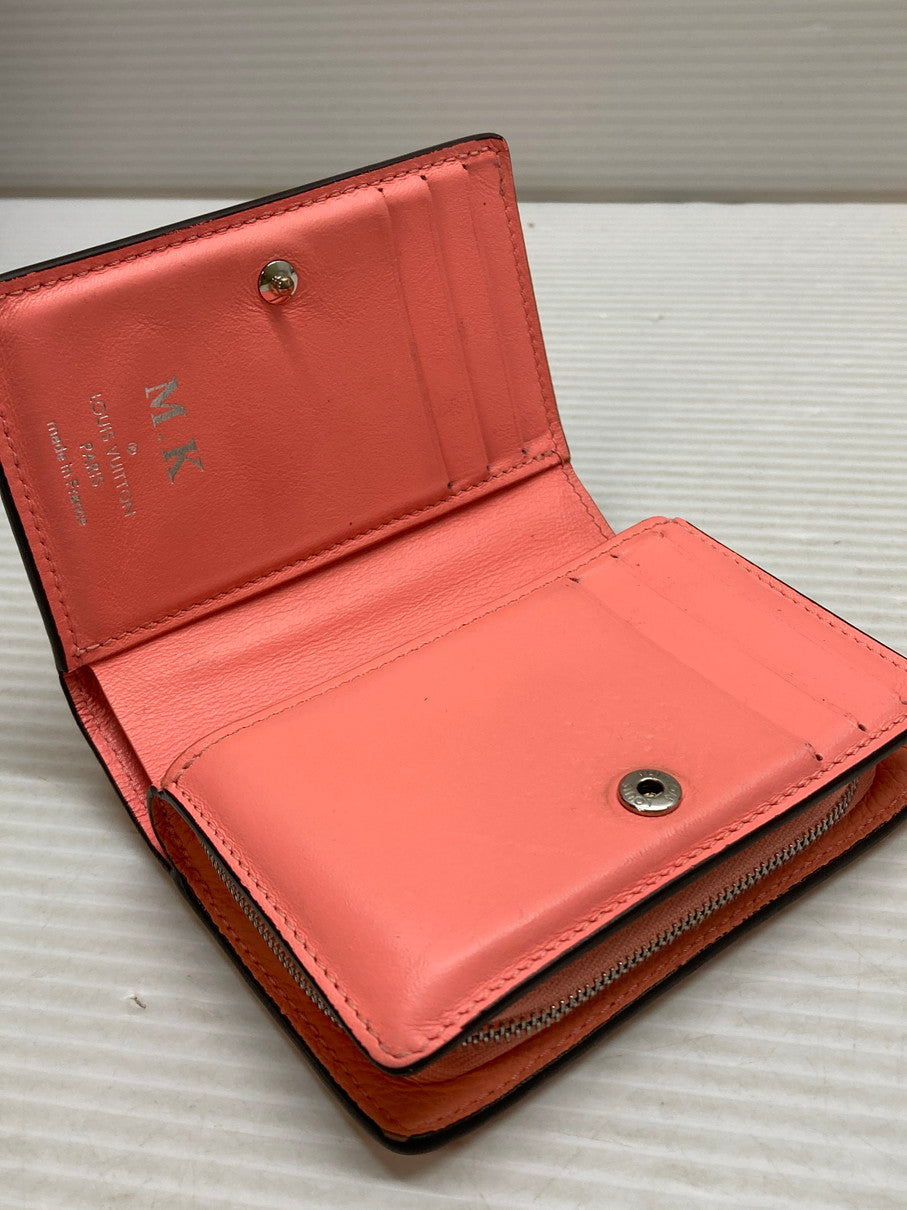 【中古品】【レディース】 LOUIS VUITTON ルイ・ヴィトン M81419 マヒナ ポルトフォイユ クレア 二つ折り 財布 179-250623-cn-3-min カラー：ピンク系 万代Net店
