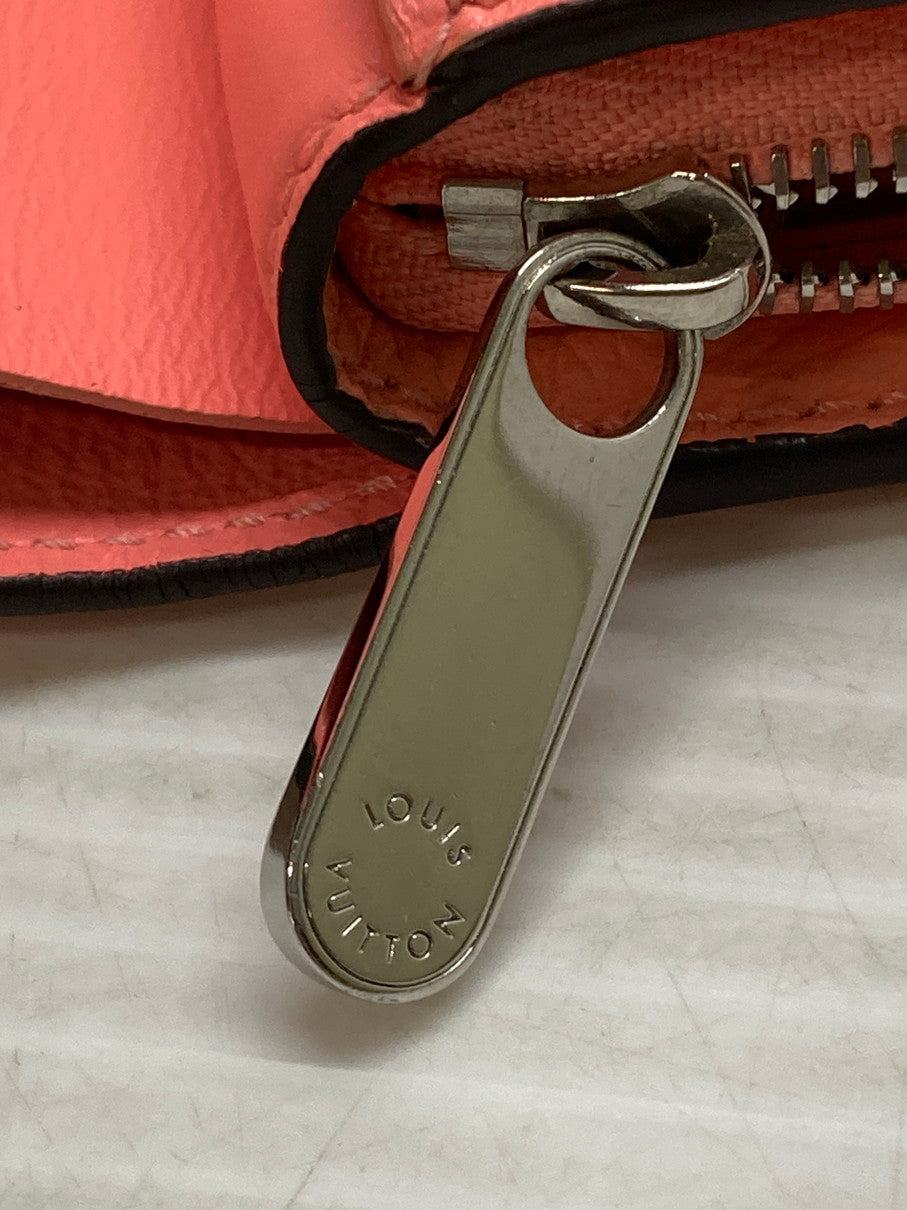 【中古品】【レディース】 LOUIS VUITTON ルイ・ヴィトン M81419 マヒナ ポルトフォイユ クレア 二つ折り 財布 179-250623-cn-3-min カラー：ピンク系 万代Net店