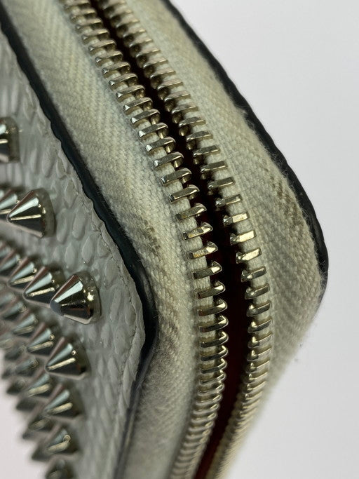 【LIFTる。景品】【中古品】【メンズ/レディース】 Christian Louboutin クリスチャンルブタン 3205076 PANETTONE WALLET パネトーネ ウォレット ラウンドウォレット 長財布 181-250331-em-03-min カラー：ホワイト系 万代Net店