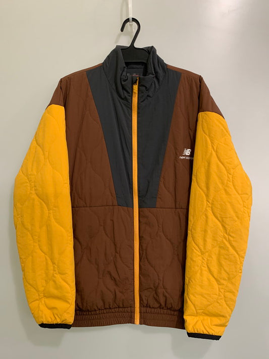 【現状渡し品】【メンズ】 NEW BALANCE ニューバランス MJ23501 キルティングジャケット 148-250419-ks-63-min サイズ：M カラー：ブラウン系 万代Net店