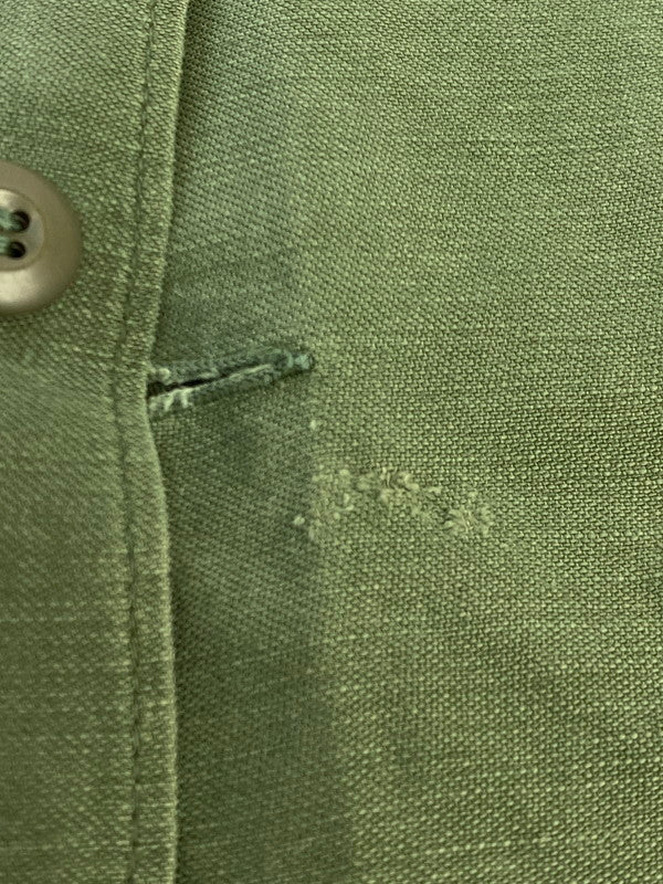 【現状渡し品】【メンズ】 U.S.ARMY ユーエスアーミー 60'S UTILITY SHIRT ユーティリティシャツ 146-250713-AS-7-min カラー：カーキ 万代Net店